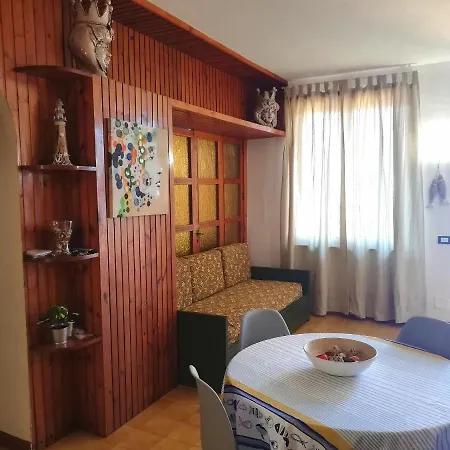 Saracena Amuri בית נופש